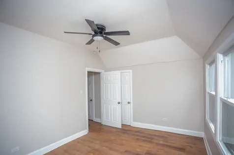 7049 South Kimbark Avenue Chicago IL 60637