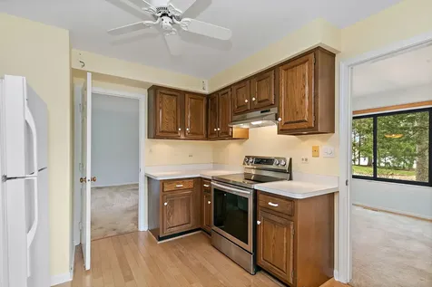 287 Deer Trail Court Lake Barrington IL 60010