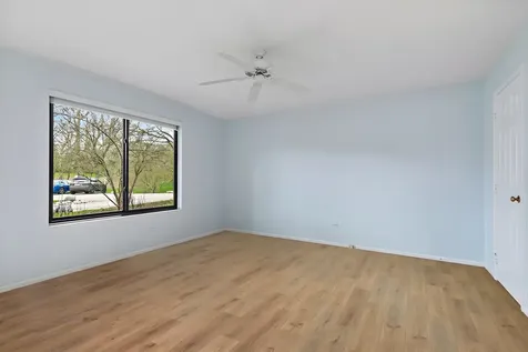 287 Deer Trail Court Lake Barrington IL 60010