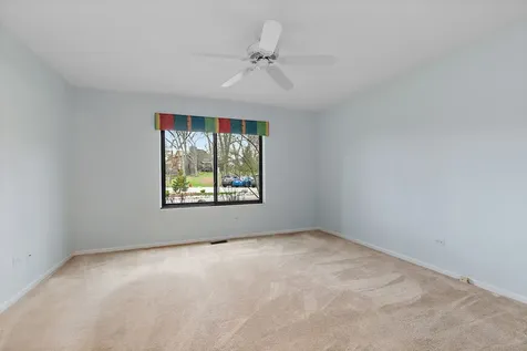 287 Deer Trail Court Lake Barrington IL 60010