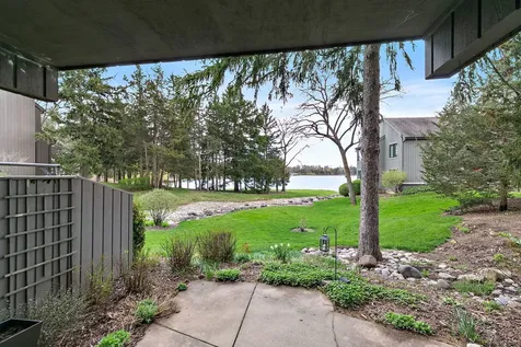 287 Deer Trail Court Lake Barrington IL 60010