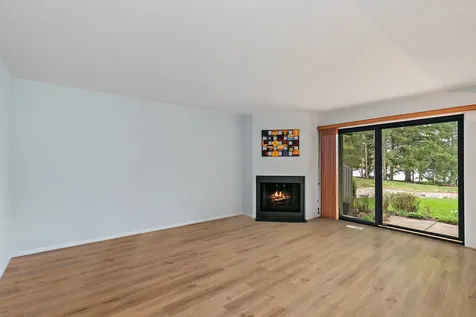287 Deer Trail Court Lake Barrington IL 60010