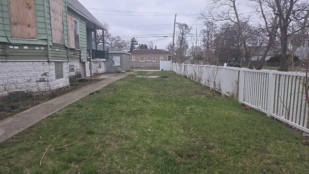738 West 103rd Street Chicago IL 60628