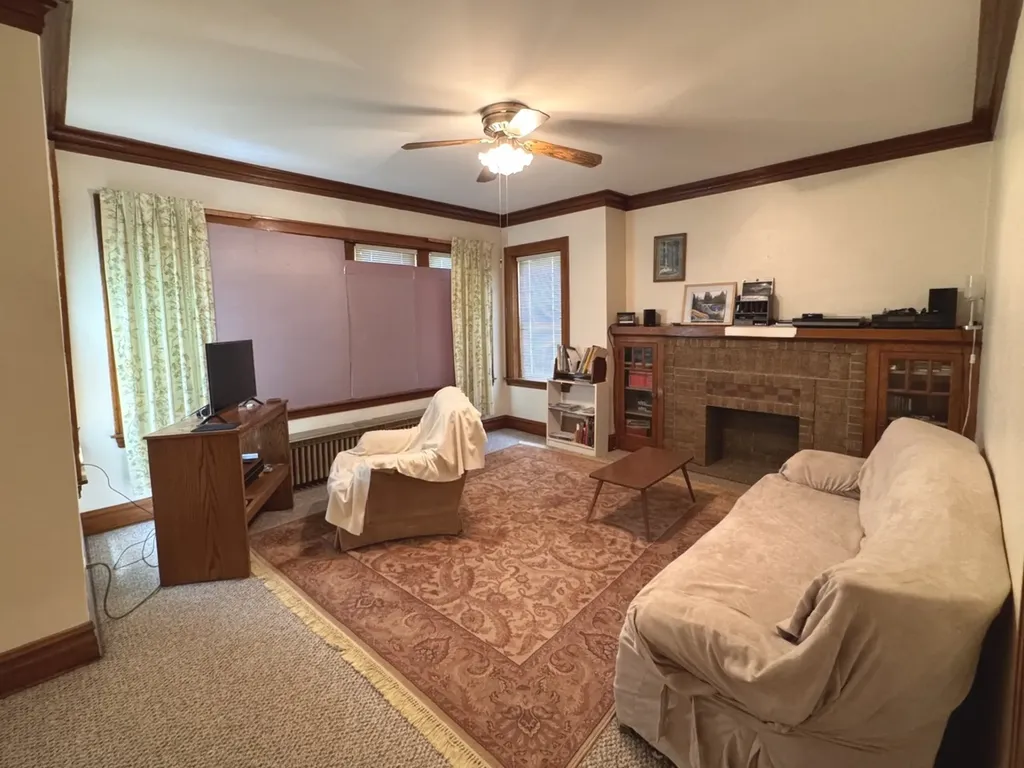 4615 North Keystone Avenue Chicago IL 60630