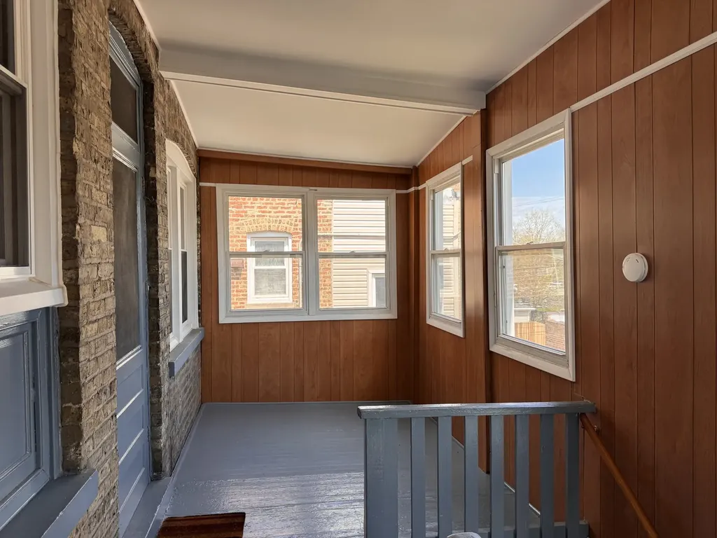 4615 North Keystone Avenue Chicago IL 60630
