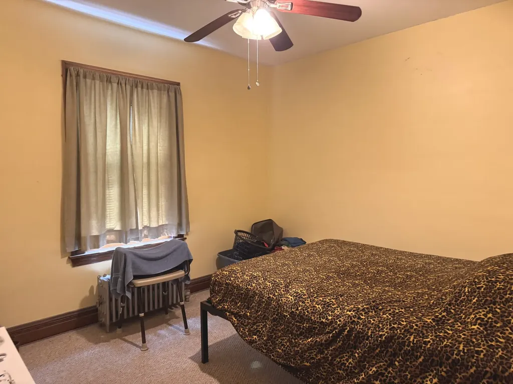 4615 North Keystone Avenue Chicago IL 60630