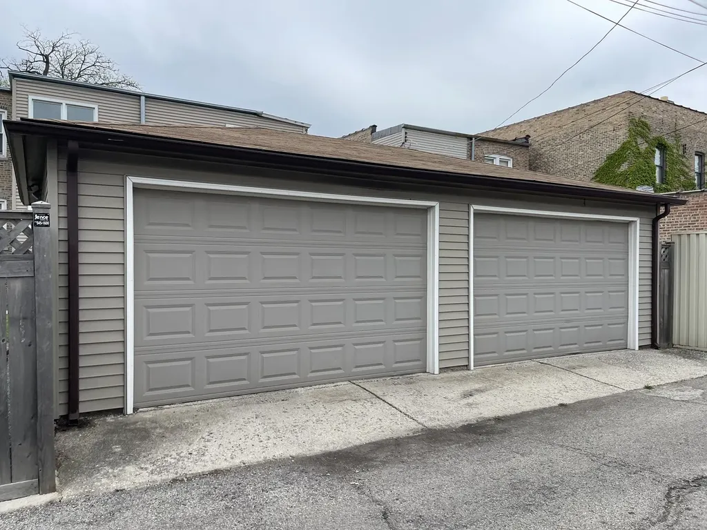 4615 North Keystone Avenue Chicago IL 60630