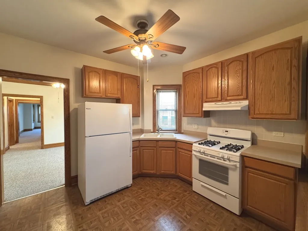 4615 North Keystone Avenue Chicago IL 60630