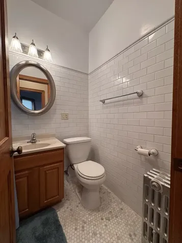 4615 North Keystone Avenue Chicago IL 60630