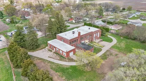 325 West South 3rd Street Deland IL 61839