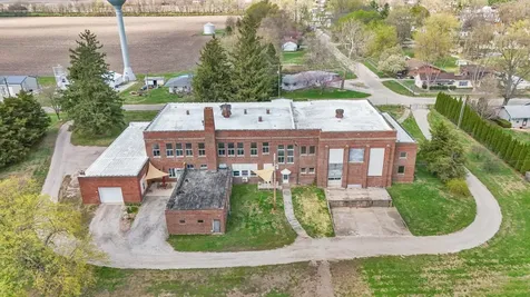 325 West South 3rd Street Deland IL 61839