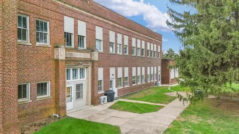 325 West South 3rd Street Deland IL 61839