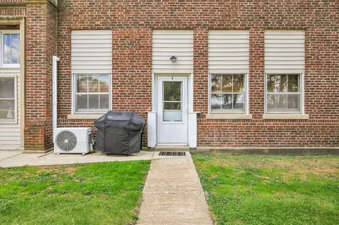 325 West South 3rd Street Deland IL 61839