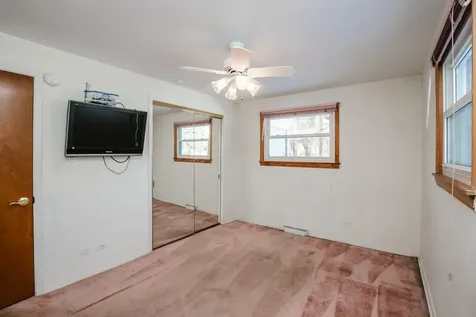 3843 Springdale Avenue Glenview IL 60025