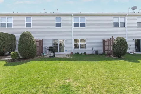653 Winchester Court Lake Villa IL 60046