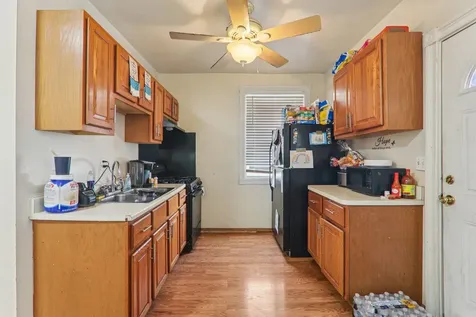 1226 West 77th Street Chicago IL 60620