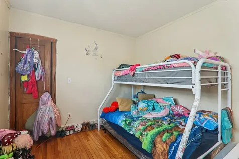 1226 West 77th Street Chicago IL 60620
