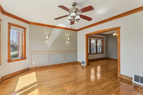 1226 West 77th Street Chicago IL 60620