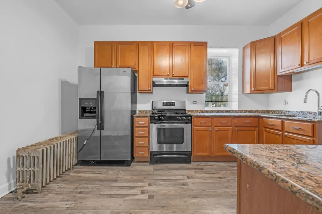 856 North Lawndale Avenue Chicago IL 60651