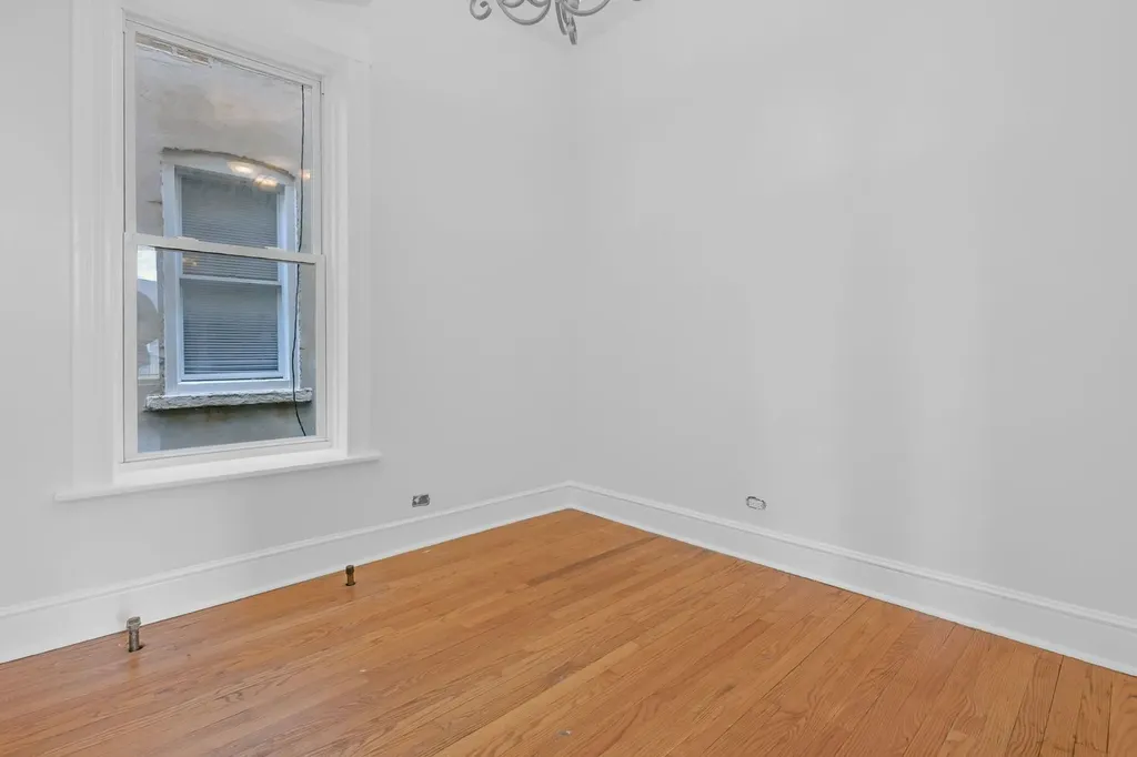 856 North Lawndale Avenue Chicago IL 60651