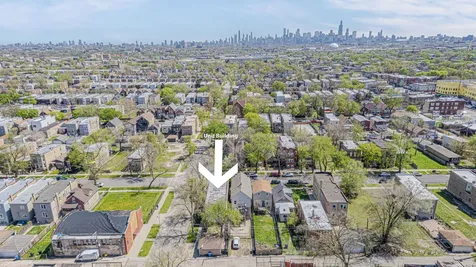 856 North Lawndale Avenue Chicago IL 60651