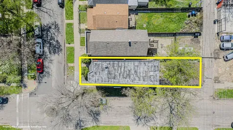 856 North Lawndale Avenue Chicago IL 60651