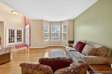 420 Blue Heron Circle Bartlett IL 60103