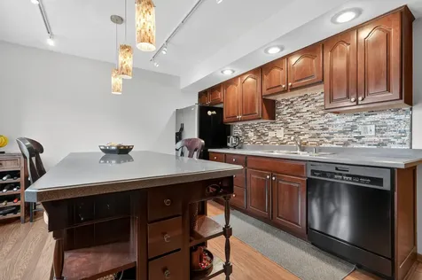1454 Ashland Avenue Des Plaines IL 60016