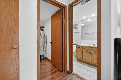 1454 Ashland Avenue Des Plaines IL 60016
