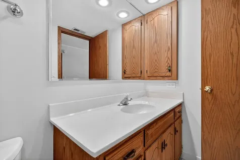 1454 Ashland Avenue Des Plaines IL 60016