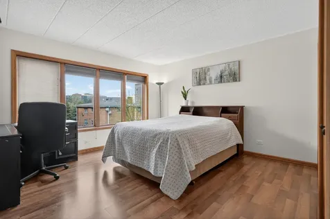 1454 Ashland Avenue Des Plaines IL 60016