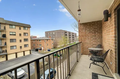 1454 Ashland Avenue Des Plaines IL 60016