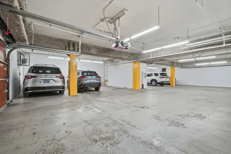 1454 Ashland Avenue Des Plaines IL 60016