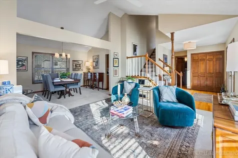 1227 Windemere Avenue Naperville IL 60564