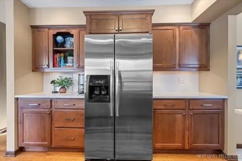 1227 Windemere Avenue Naperville IL 60564