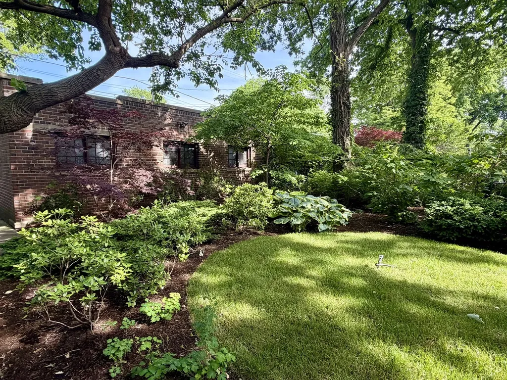 5309 South Greenwood Avenue Chicago IL 60615