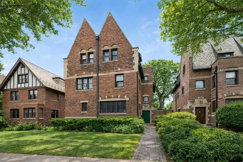 5309 South Greenwood Avenue Chicago IL 60615
