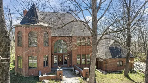 3N221 Springwood Lane Elburn IL 60119