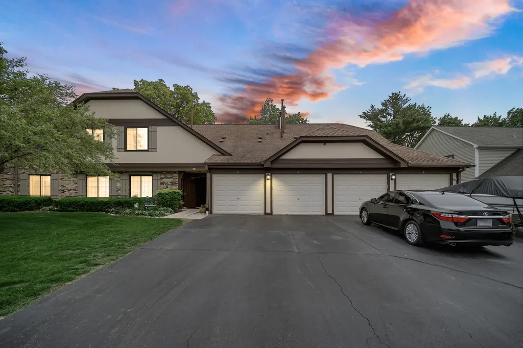 521 Cumberland Trail Roselle IL 60172