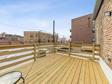 2370 North Elston Court Chicago IL 60614