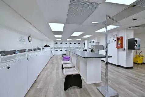 4250 North Marine Drive Chicago IL 60613