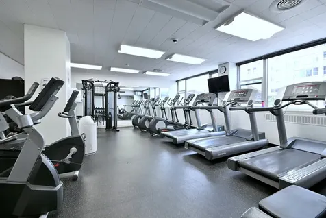 4250 North Marine Drive Chicago IL 60613