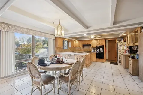 10129 Westmanor Drive Franklin Park IL 60131