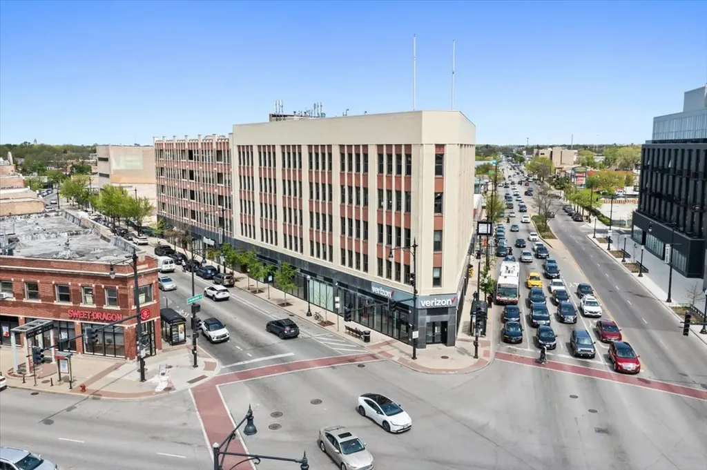 4015 North Milwaukee Avenue Chicago IL 60641