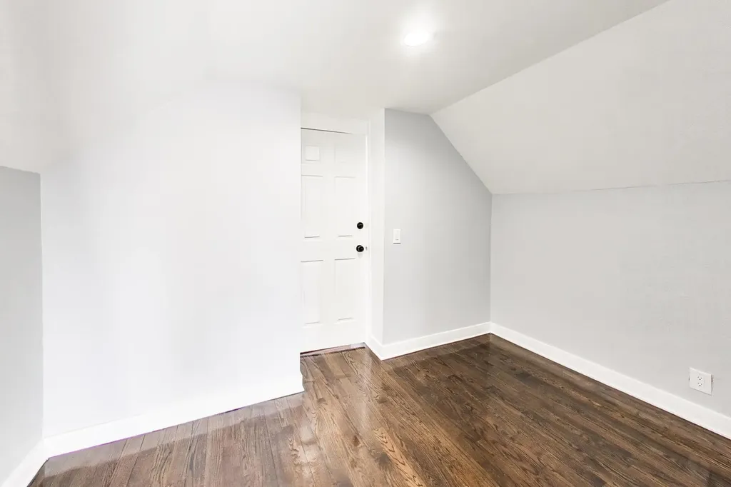 4318 West Cullerton Street Chicago IL 60623