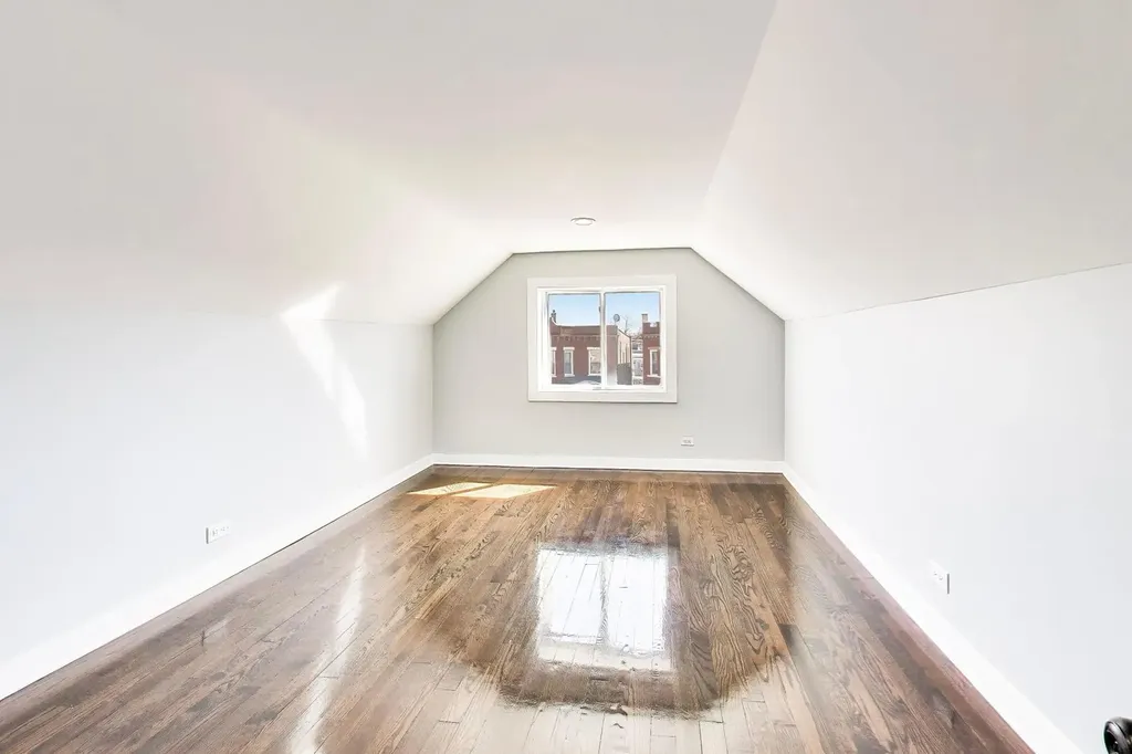 4318 West Cullerton Street Chicago IL 60623