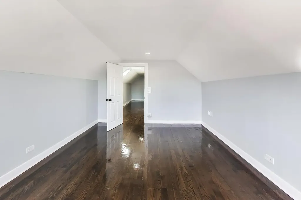 4318 West Cullerton Street Chicago IL 60623