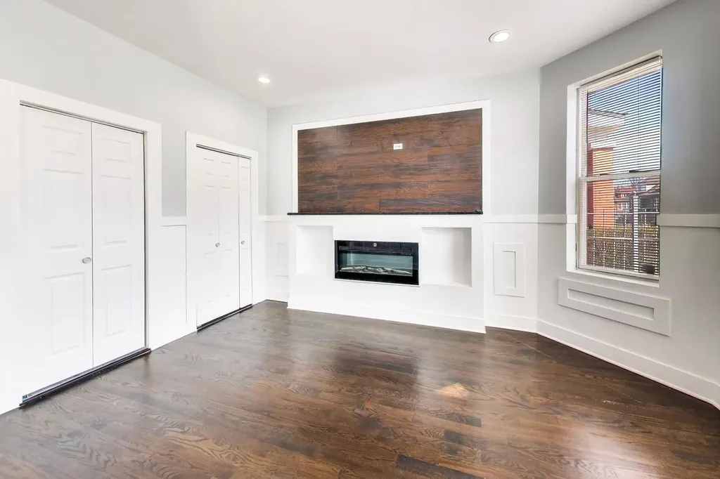 4318 West Cullerton Street Chicago IL 60623