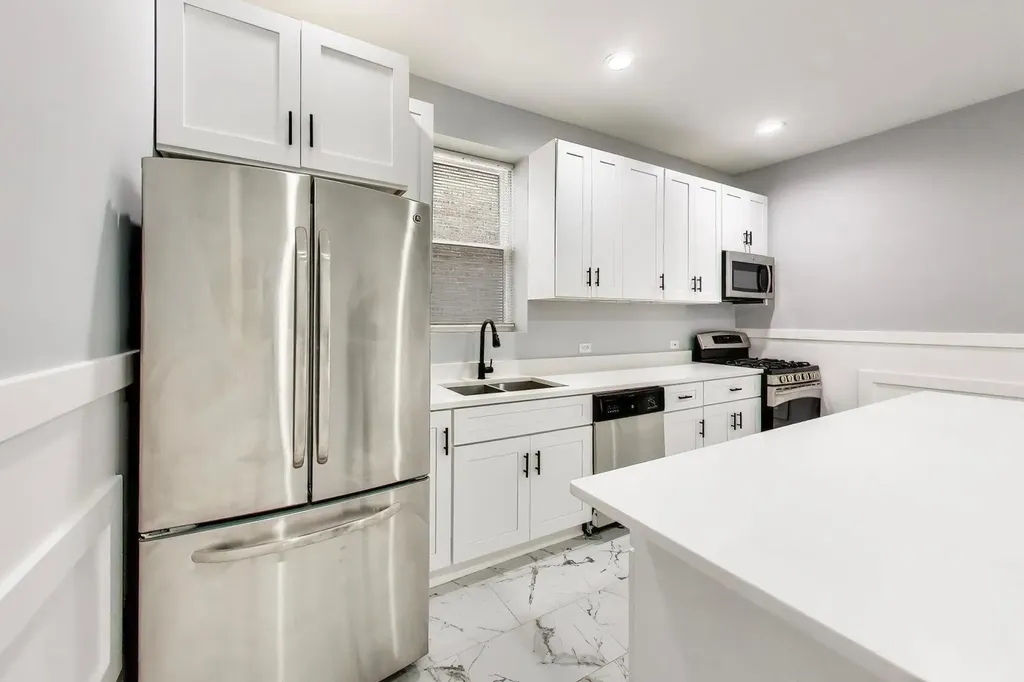 4318 West Cullerton Street Chicago IL 60623