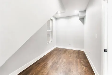 4318 West Cullerton Street Chicago IL 60623
